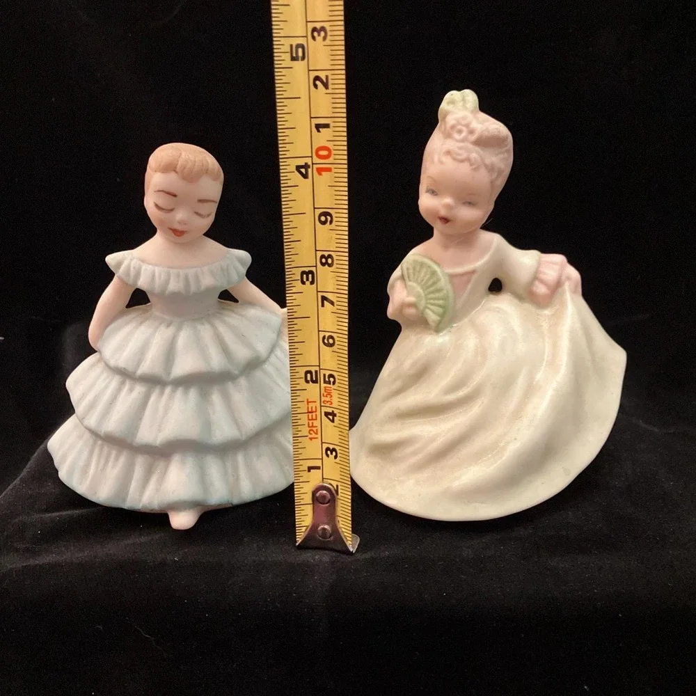 VTG 1960s Mallory Ceramic Figurine Set 2 Blue & Yellow Southern Belle Hand Fans